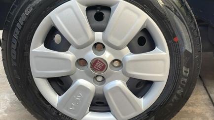 Fiat Uno Vivace 1.0 8V (Flex) 4p