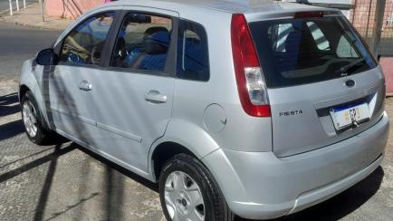 Ford Fiesta Hatch 1.6 (Flex)