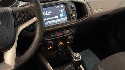 Chevrolet Onix 1.4 LT SPE/4