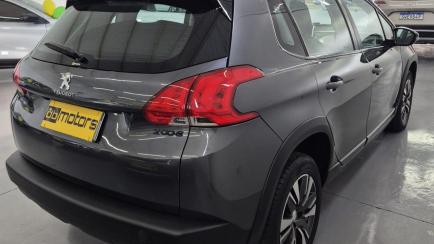 Peugeot 2008 1.6 Allure Pack AT