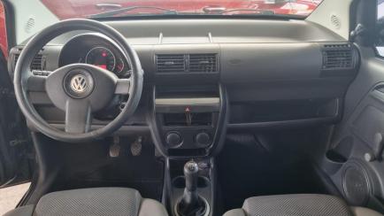 Volkswagen Fox Plus 1.0 8V (Flex)