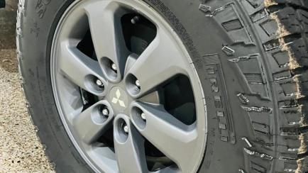 Mitsubishi L200 Triton 3.2 DID-H Savana 4WD