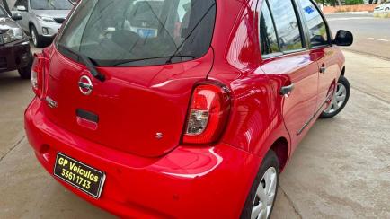 Nissan March 1.0 16V (Flex)
