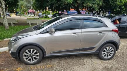 Hyundai HB20X Premium 1.6 (Aut)