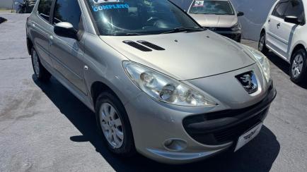 Peugeot 207 Hatch XR 1.4 8V (flex) 4p