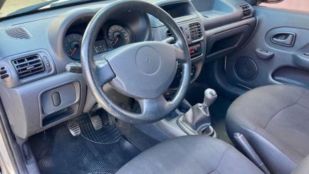 Renault Clio Authentique 1.0 16V (Flex) 2p