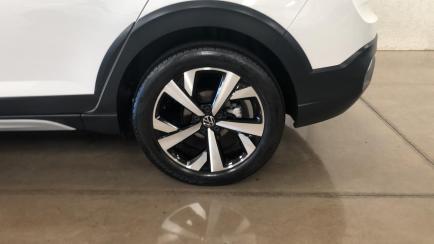 Volkswagen Nivus 1.0 200 TSI Highline (!)1.0 (Aut)