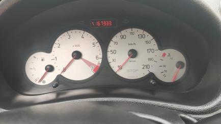 Peugeot 206 Hatch. Feline 1.4 8V
