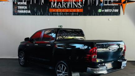 Toyota Hilux Cabine Dupla Hilux 2.8 TDI SRV CD 4x4 (Aut)