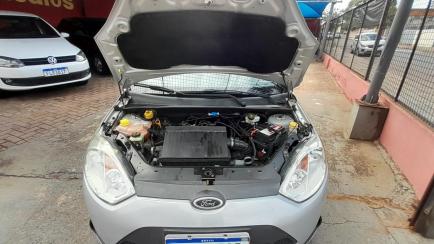 Ford Fiesta Hatch 1.6 (Flex)