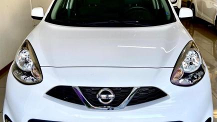 Nissan March 1.6 16V SV (Flex)