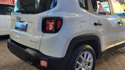 Jeep Renegade 1.8 Sport (Aut)