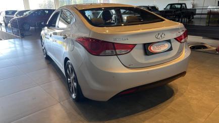 Hyundai Elantra Sedan 1.8 GLS (aut)