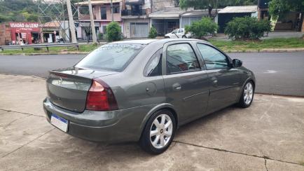 Chevrolet Corsa Sedan Premium 1.4 (Flex)