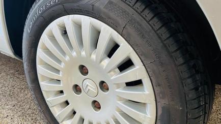 Citroën C3 GLX 1.4 8V (flex)