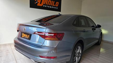 Volkswagen Jetta 1.4 250 TSI R-Line