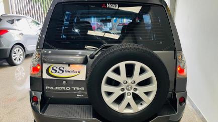 Mitsubishi Pajero TR4 2.0 16V 4X4 (Flex) (Aut)