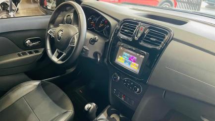 Renault Sandero Stepway 1.6 Iconic CVT