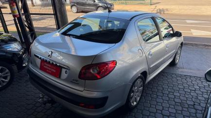 Peugeot 207 Sedan 207 Passion XS 1.6 16V (flex)