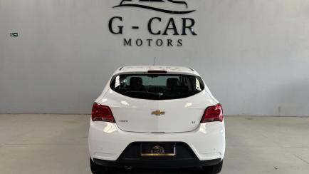 Chevrolet Onix 1.0 LT SPE/4