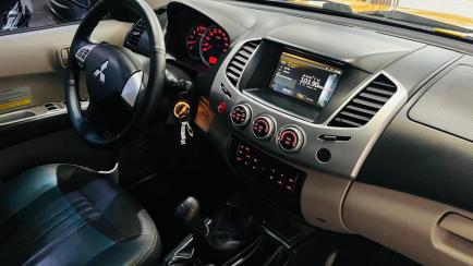 Mitsubishi L200 Triton 3.2 DID-H Savana 4WD